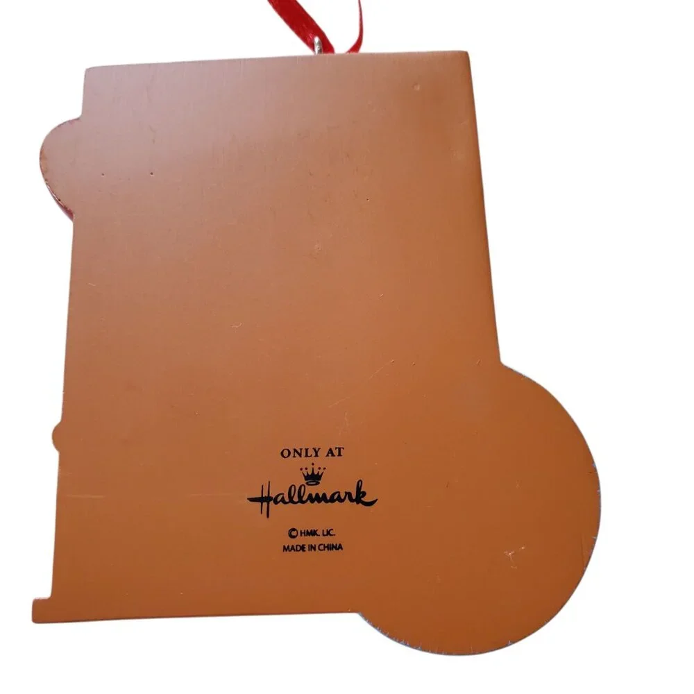 Hallmark Teachers Change the World Christmas Ornament